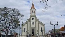 250px-Igreja_Matriz_São_José_dos_Pinhais_Paraná_Brasil